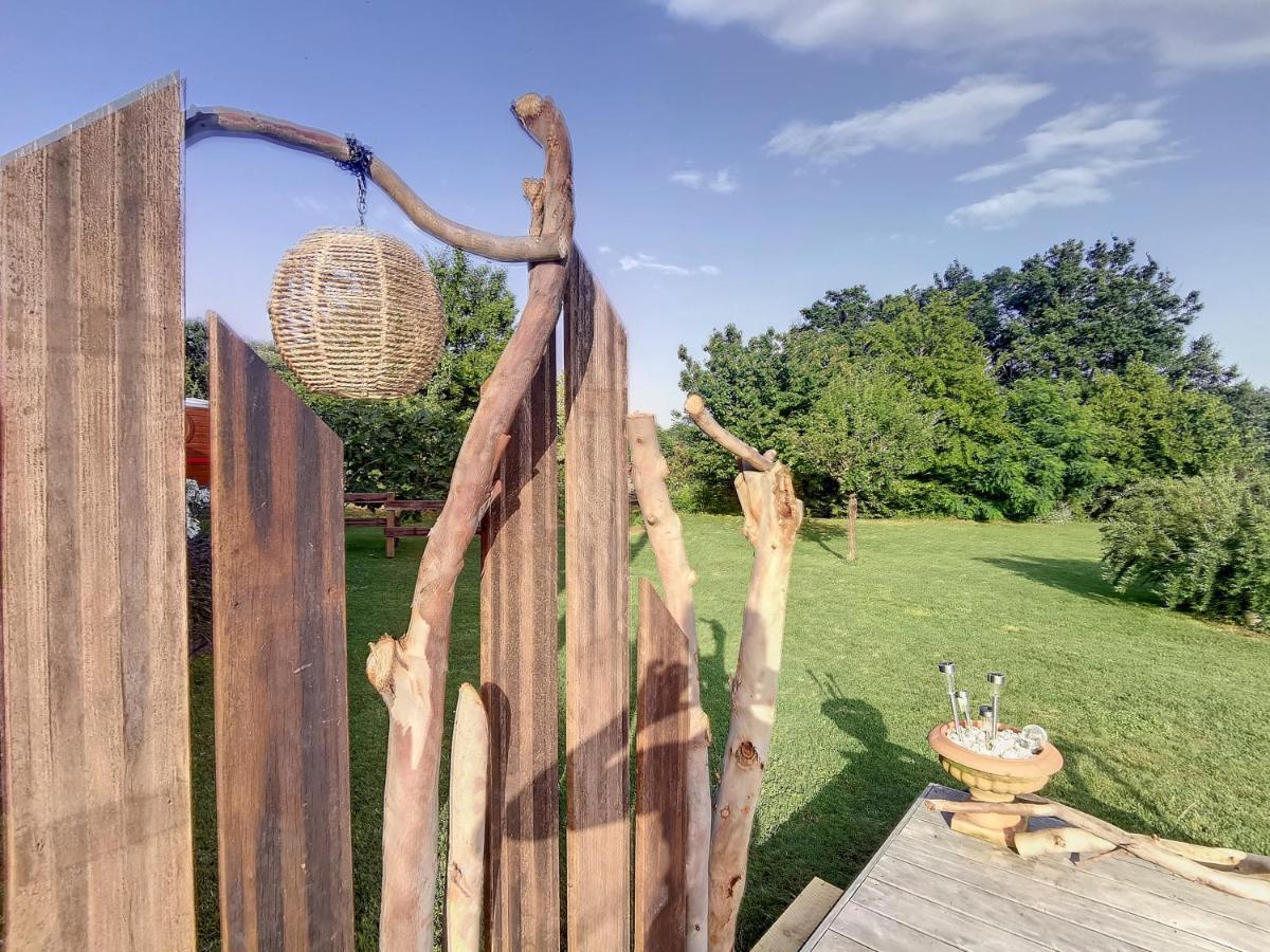 La Roulotte Du Cagire - 4 Pers - Pyrenees Guest House Villeneuve-de-Rivière Екстериор снимка
