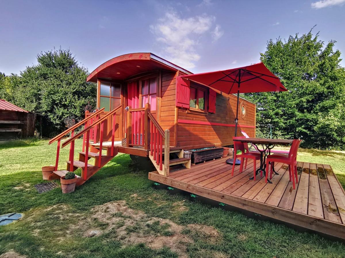 La Roulotte Du Cagire - 4 Pers - Pyrenees Guest House Villeneuve-de-Rivière Екстериор снимка