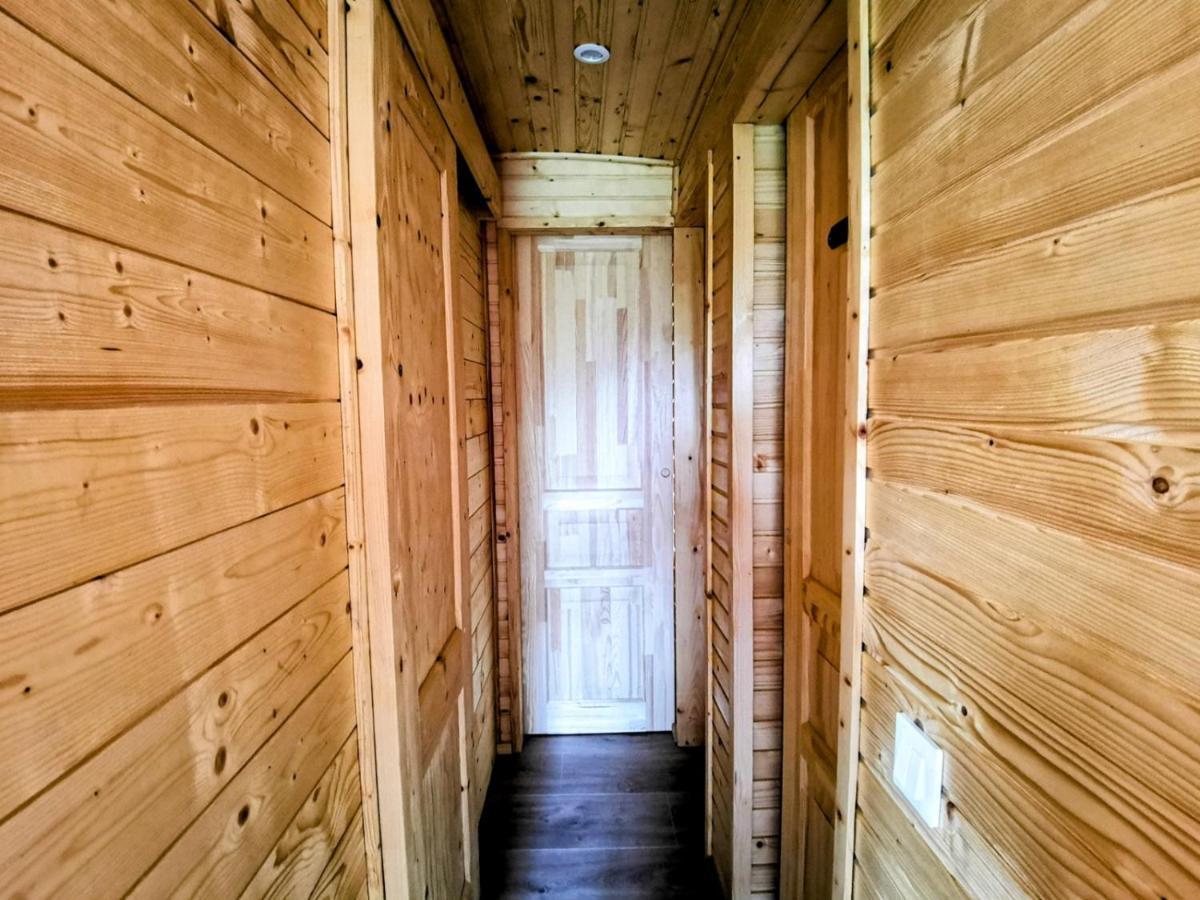 La Roulotte Du Cagire - 4 Pers - Pyrenees Guest House Villeneuve-de-Rivière Екстериор снимка